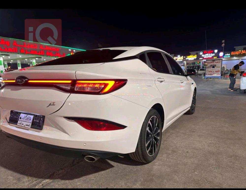 جاك J7